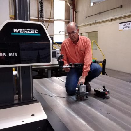 Hamar Laser’s L-742 being used to align a Wenzel RS-series CMM